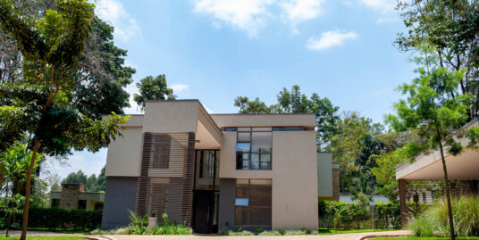 High-End 5 Bedroom Townhouses in Karen