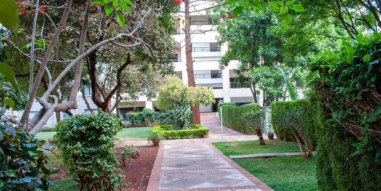 3 Bedroom Apartment with Green Area in Kileleshwa